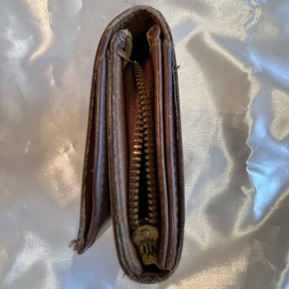 Louis Vuitton Monogram Wallet AUTHENTIC - Picture 4 of 6